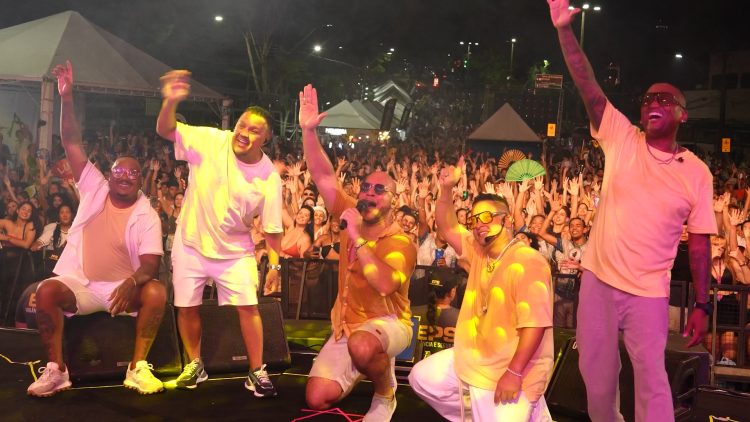 FozFolia 2026 registra público de mais de 17 mil pessoas em show do ImaginaSamba