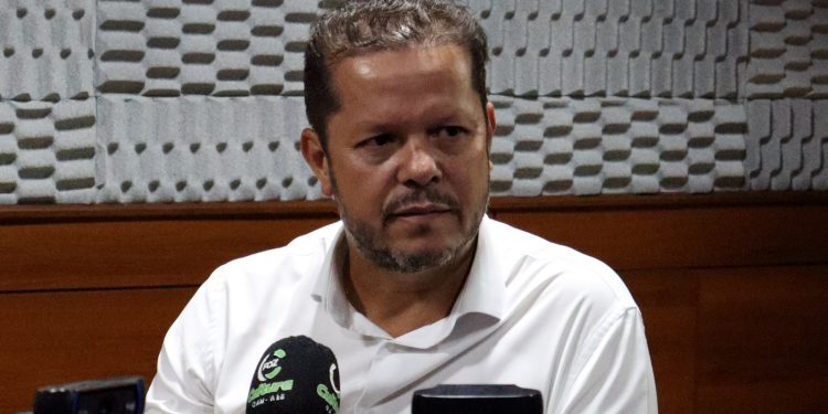 Presidente da Câmara, Paulo de Brito, defende independência do Legislativo