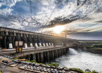 Certificados de energia renovável da Itaipu entram em operação comercial pela primeira vez