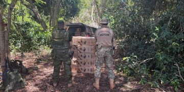 Embarcação vinda do Paraguai com carga de cigarros é interceptada no Lago de Itaipu