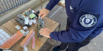 Estudante de medicina é flagrado com 462 medicamentos para emagrecimento na BR-277