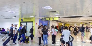 Foz do Iguaçu registra alta movimentação no aeroporto durante o Carnaval