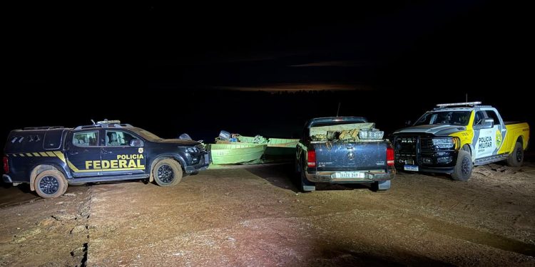 Mais de 1 tonelada de maconha é apreendida em ação no Lago de Itaipu