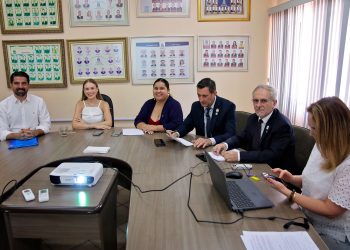 CPI dos livros de inglês convoca envolvidos e reforça pedidos ao Executivo