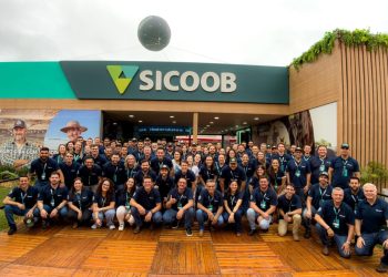Sicoob dobra meta e tem participação histórica no Show Rural
