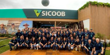 Sicoob dobra meta e tem participação histórica no Show Rural