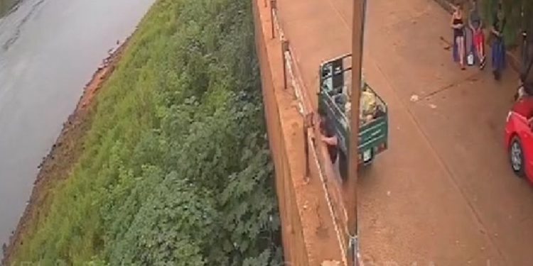 Prefeitura de Ciudad del Este denunciará descarte irregular de lixo as margens do Rio Paraná