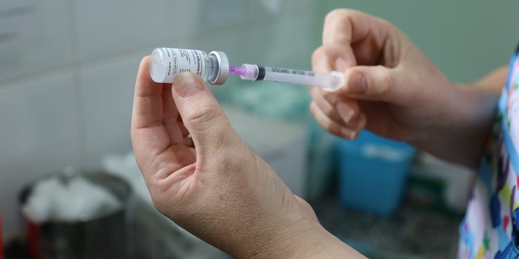 Dia D contra a gripe mobiliza unidades de saúde no próximo sábado (28)