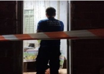 Homem é morto com tiro na cabeça dentro de residência no Portal da Foz