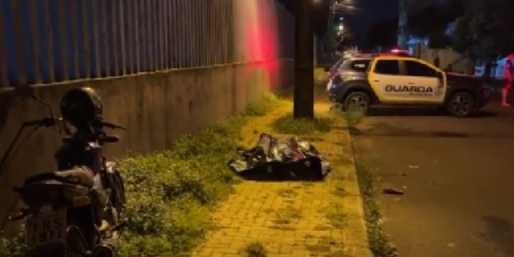 Homem suspeito de atacar vizinha é baleado e está em estado gravíssimo