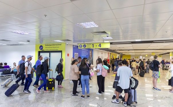 Movimento no Aeroporto de Foz cresce e deve atingir 30 mil passageiros na Páscoa