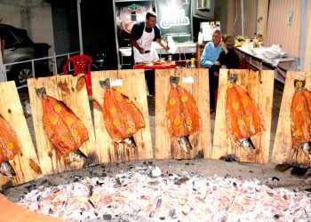 Festa do Peixe Assado mobiliza comunidade para edição de março na Matriz São João Batista