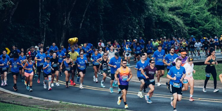 Meia Maratona das Cataratas destaca integração entre esporte e turismo na fronteira
