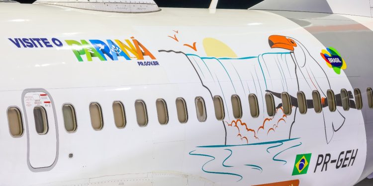 GOL lança avião temático em homenagem às Cataratas do Iguaçu
