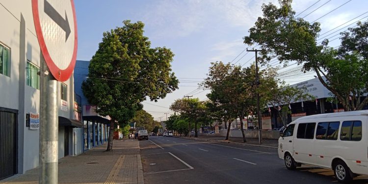 Vila Portes: Rua das Missões terá tráfego em dois sentidos até a BR-277