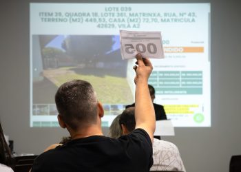 Leilão da Vila A soma R$ 9,6 milhões e reforça programa habitacional