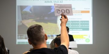 Leilão da Vila A soma R$ 9,6 milhões e reforça programa habitacional