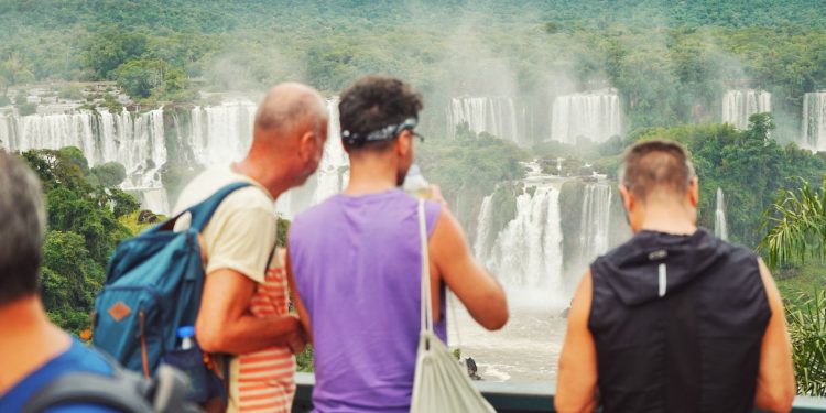 Parque Nacional do Iguaçu tem maior fevereiro da história com 169 mil visitantes