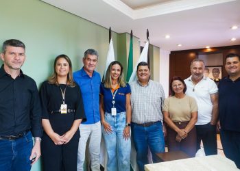 Santa Terezinha de Itaipu debate quedas de energia em reunião entre Prefeitura e Copel