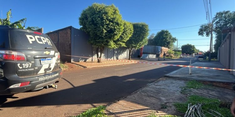 Homem é morto a tiros em frente a lava car no Jardim Alice