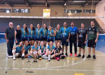 Foz do Iguaçu conquista título da Copa Integração de vôlei sub-15 feminino