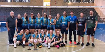 Foz do Iguaçu conquista título da Copa Integração de vôlei sub-15 feminino