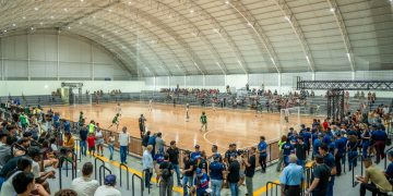 Ginásio Renan Fava é inaugurado e amplia oferta esportiva na região Norte de Foz