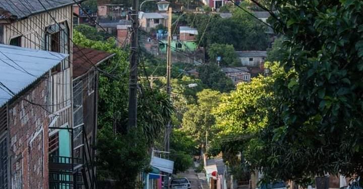 Golpe do Tinder: brasileiro é atraído e roubado no Paraguai