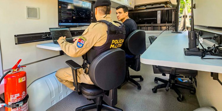 PM recebe módulo móvel e drone para reforçar policiamento em Foz