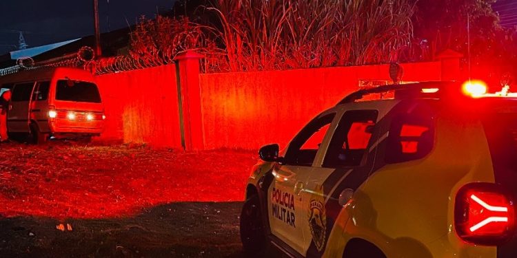 Van com carga de celulares é apreendida após acidente