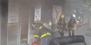 Polícia investiga causas de incêndio que atingiu bicicletaria no bairro Boicy, em Foz do Iguaçu