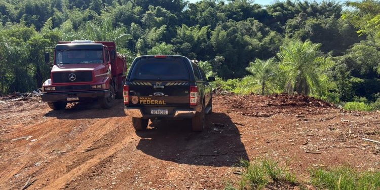 Descarte irregular de entulho é flagrado próximo ao Rio Paraná