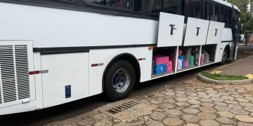Operação conjunta intercepta ônibus com carga irregular de eletrônicos