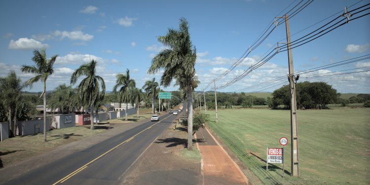 Estado anuncia terceiras faixas em rodovias do Oeste
